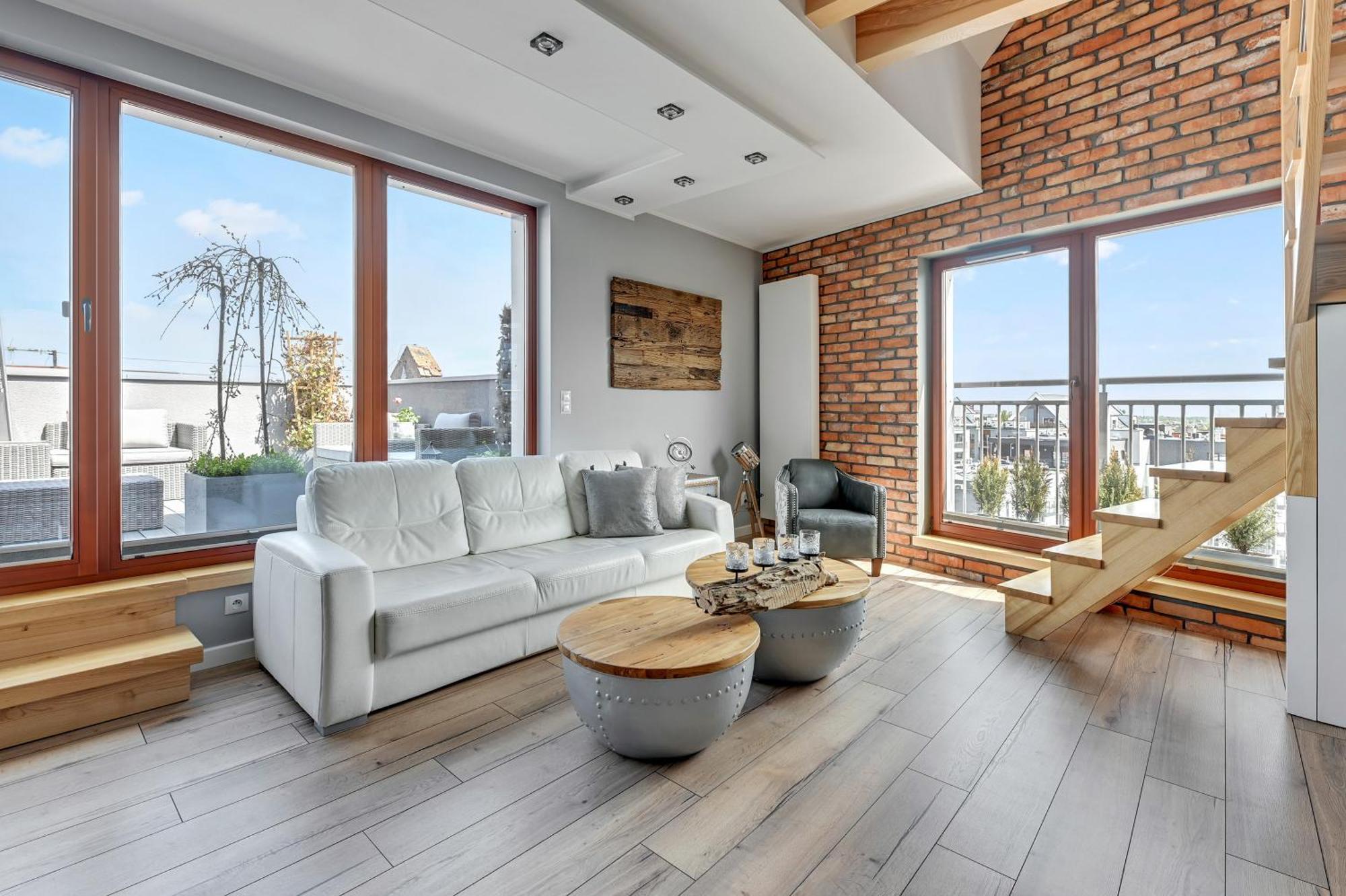 Elegant And Comfortable In Dom & House *