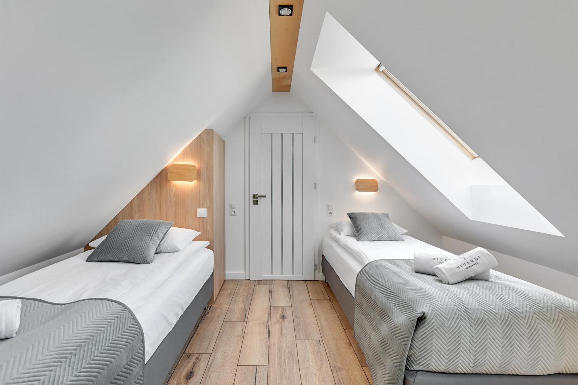 Elegant And Comfortable In Dom & House *